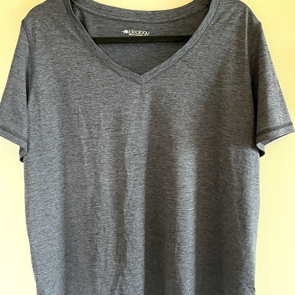 Women’s sport tee